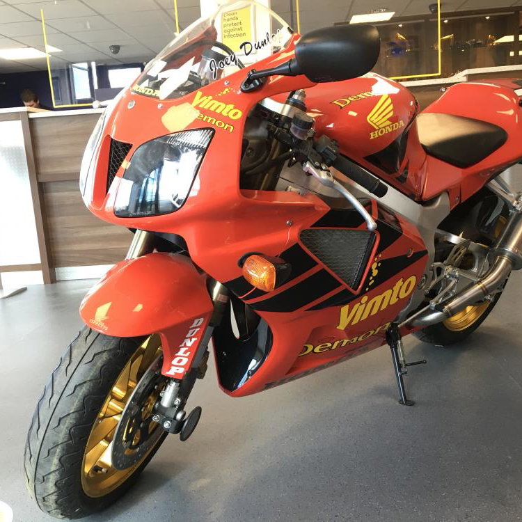 Joey Dunlop Replica Honda SP1
